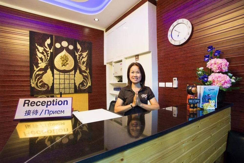 Oyo 996 Phunara Residence Patong المظهر الخارجي الصورة