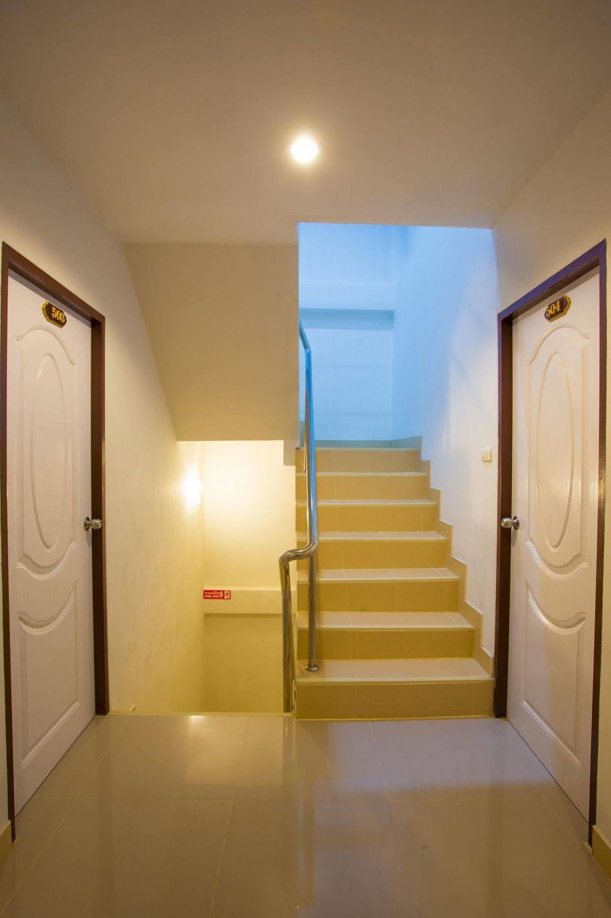Oyo 996 Phunara Residence Patong المظهر الخارجي الصورة