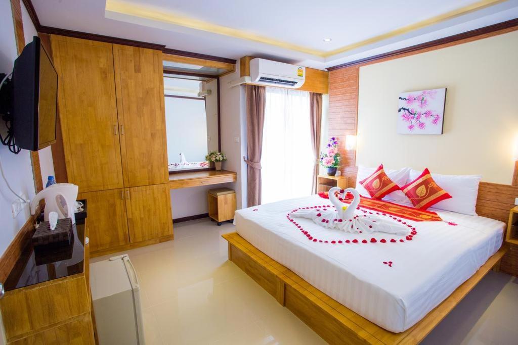 Oyo 996 Phunara Residence Patong المظهر الخارجي الصورة