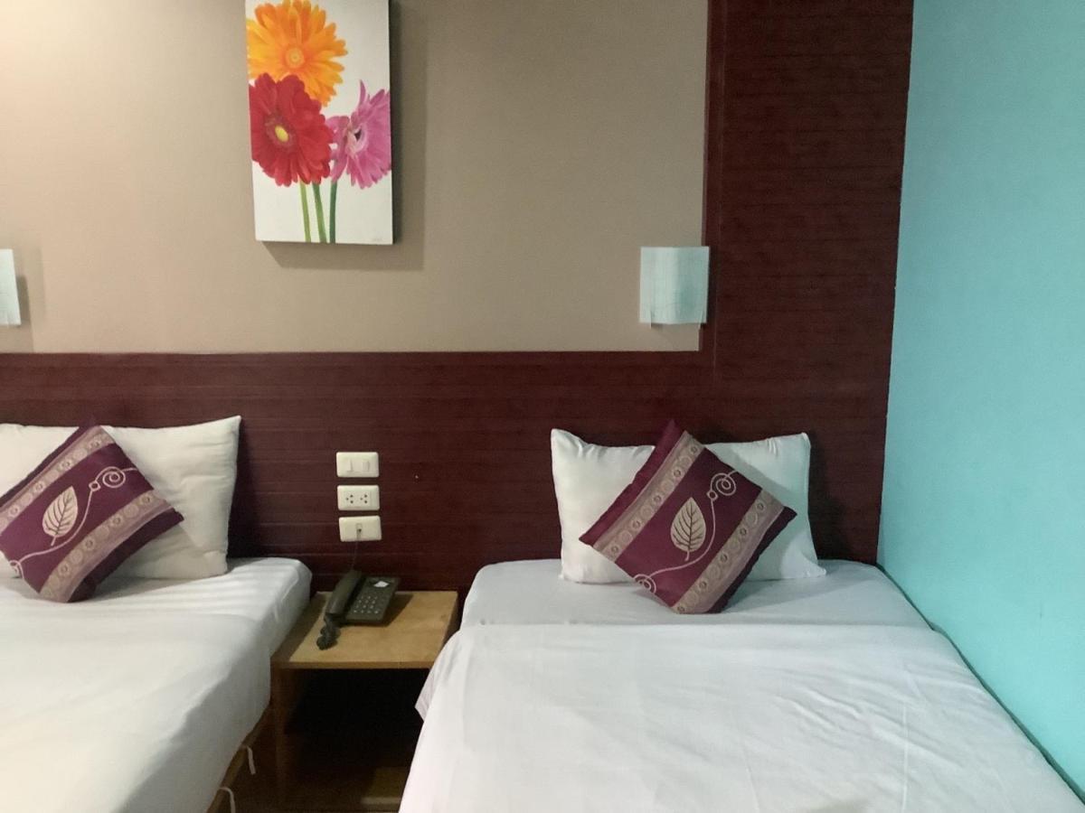 Oyo 996 Phunara Residence Patong المظهر الخارجي الصورة