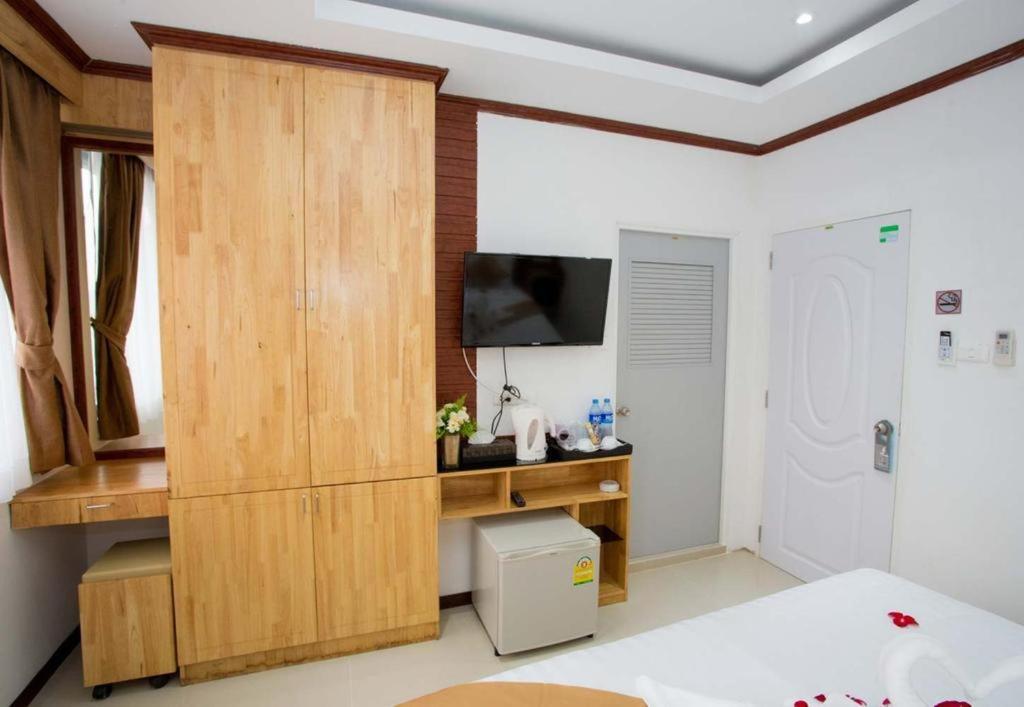 Oyo 996 Phunara Residence Patong المظهر الخارجي الصورة