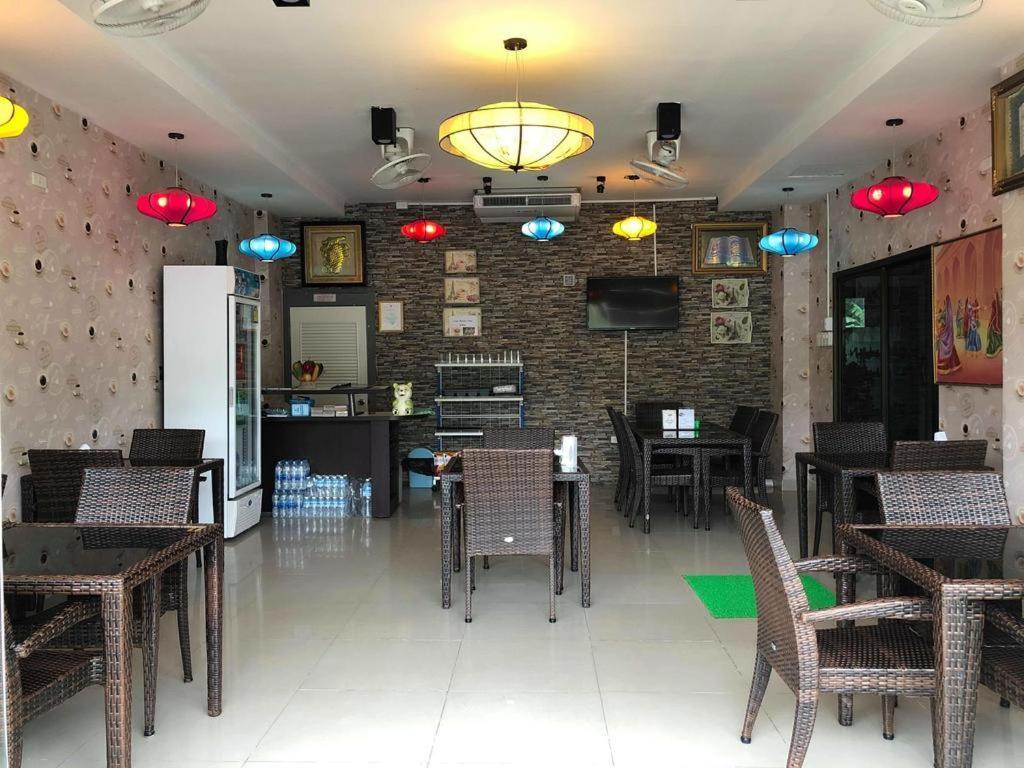 Oyo 996 Phunara Residence Patong المظهر الخارجي الصورة